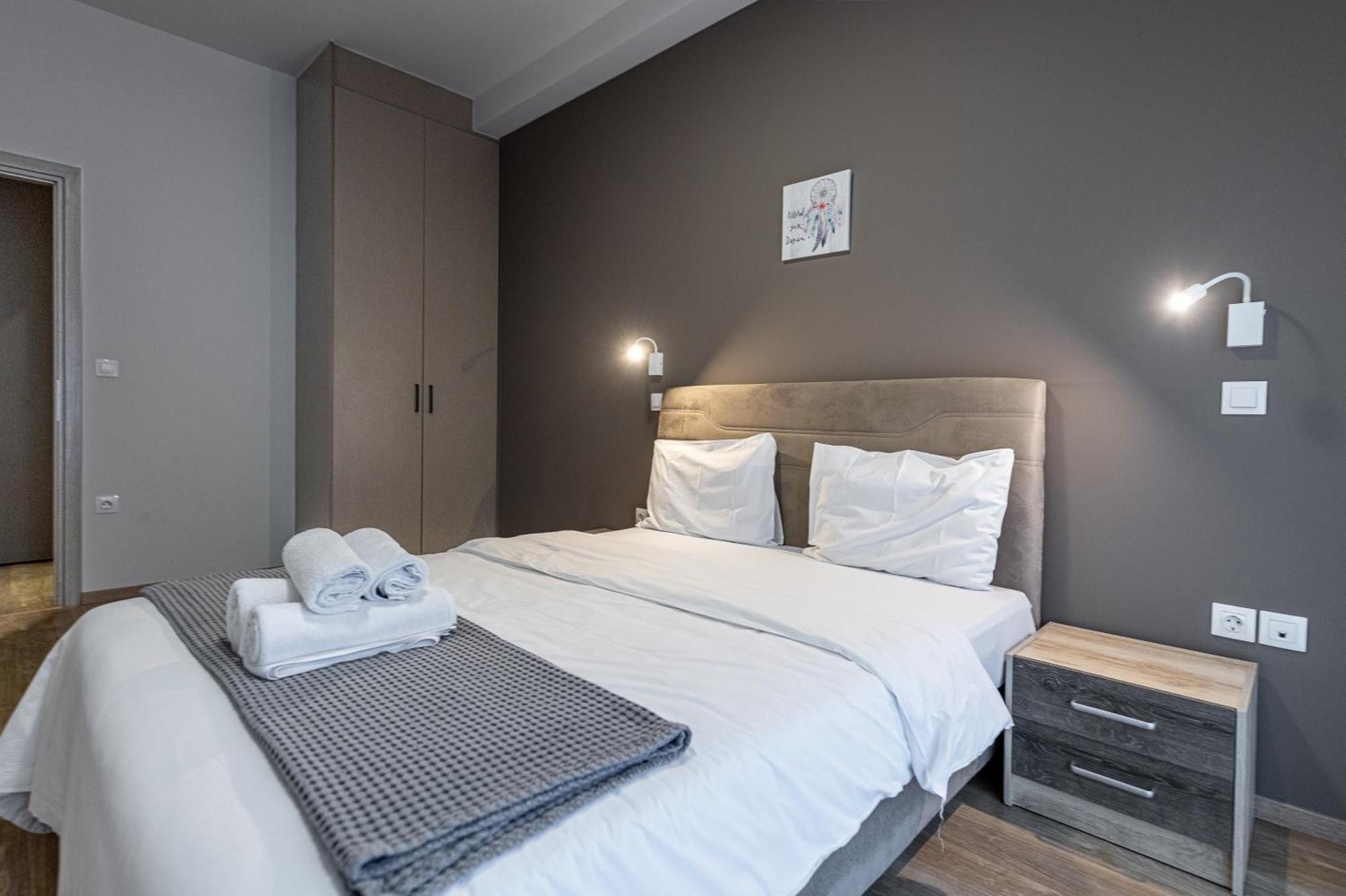 Athenian Infinity Apartments Esterno foto